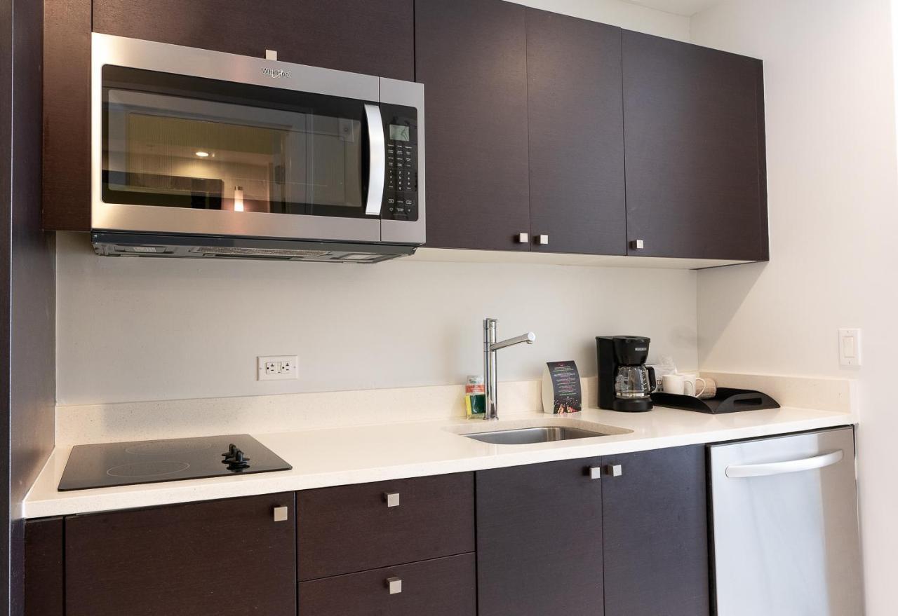Апарт готель Modern Private Studio - King Bed, Jacuzzi, Balcony And Pool Маямі Екстер'єр фото